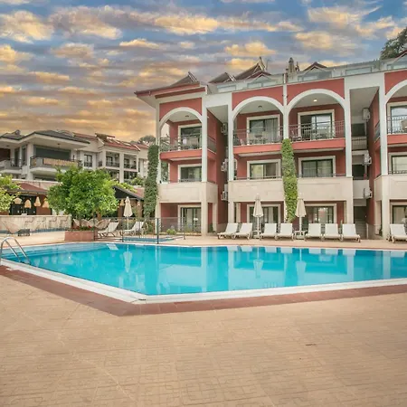 Hotel apartamentowy Grand Aquarium 4*