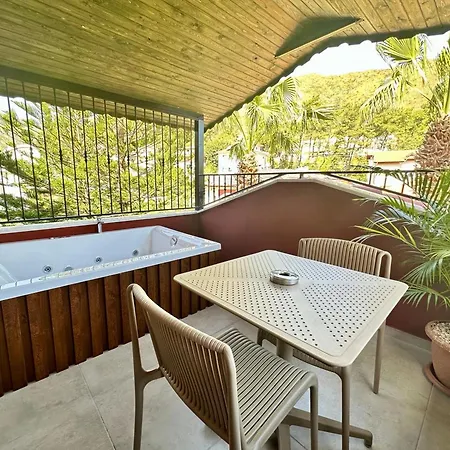 Hotel apartamentowy Grand Aquarium
